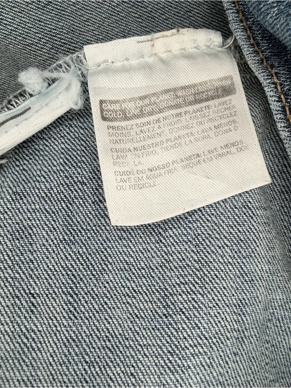 Levi's Indigo Trucker Denim Jean Jacket Gray Hoodie Sweatshirt Youth Sz Large.